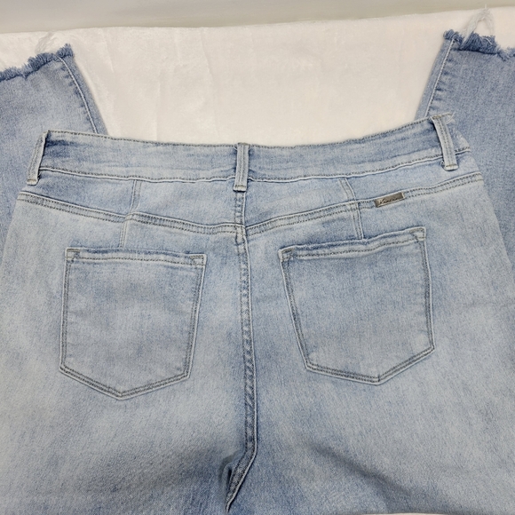 Women's Light Wash High-Waisted Kancan Jeans, Button-Fly and Frayed Hem SZ 16 - Picture 5 of 14